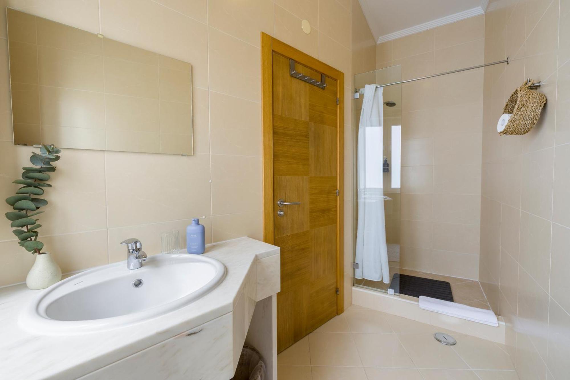 Casa Luma B&B ลากอส ภายนอก รูปภาพ